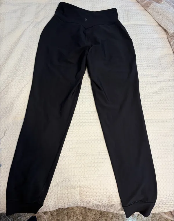 Old Navy High-Rise Powersoft Joggers Go-Dry Active - Image 3