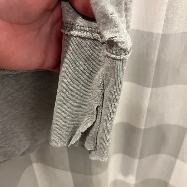 American Eagle Outfitters Gray and Pink Hoodie - Image 9