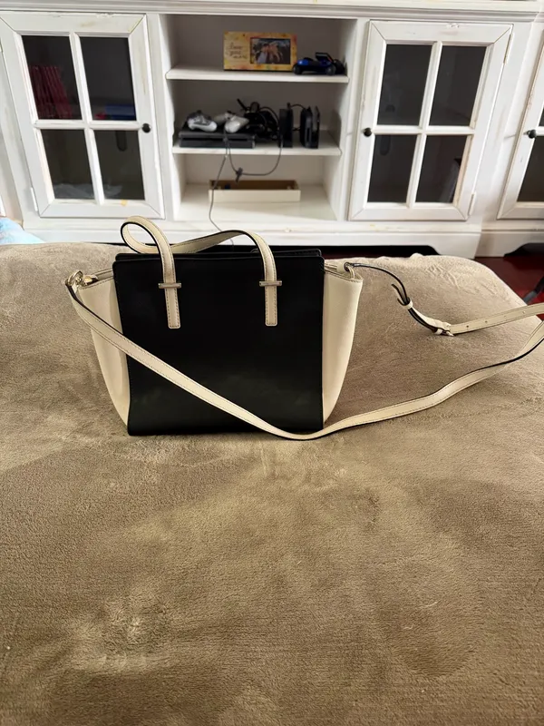 Kate Spade bag black and white - Image 2