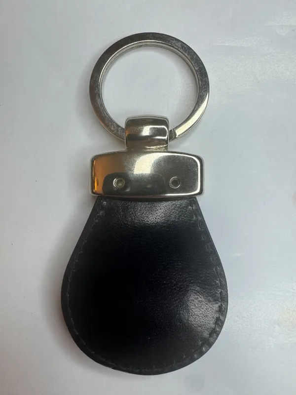 R. Britto Black Leather Keychain Key Ring Silver Tone - Image 6