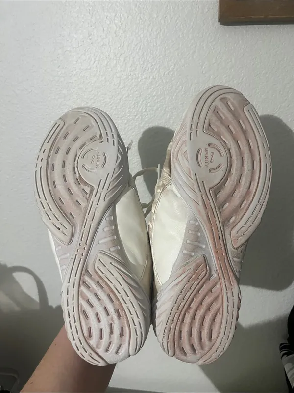 Nfinity Women’s Evolution Cheer Shoes Size 9 White - Image 5