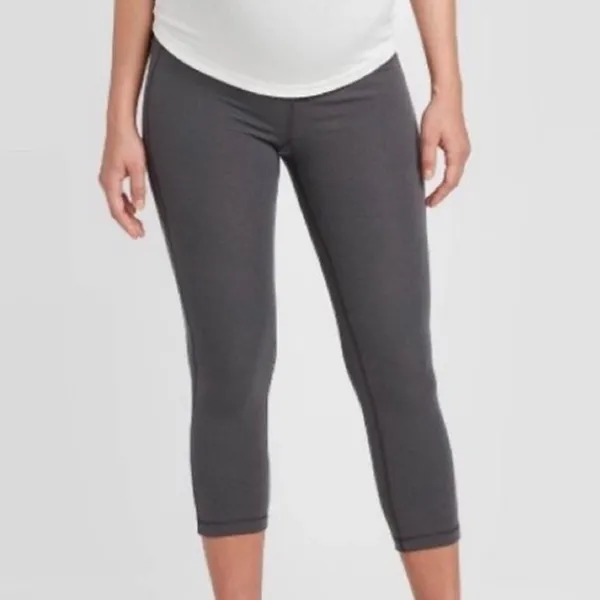 Isabel Maternity‎ By Ingrid & Isabel Gray Black Medium cropped athletic leggings - Image 2