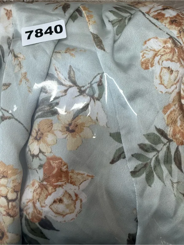 Floral Dress Forum midi dress with a side slit at the midi skirt size small - Image 7