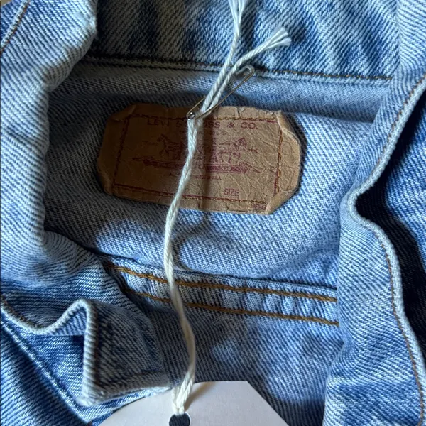 Levi's Light Blue Denim Jacket 1980s - Image 2