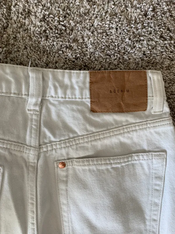 H&M White 90s Baggy Jeans - Image 4