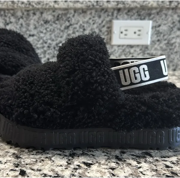 UGG Oh Fluffita Platform Sandals - Image 2