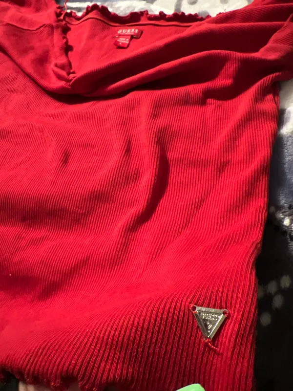 Red Top - Image 2
