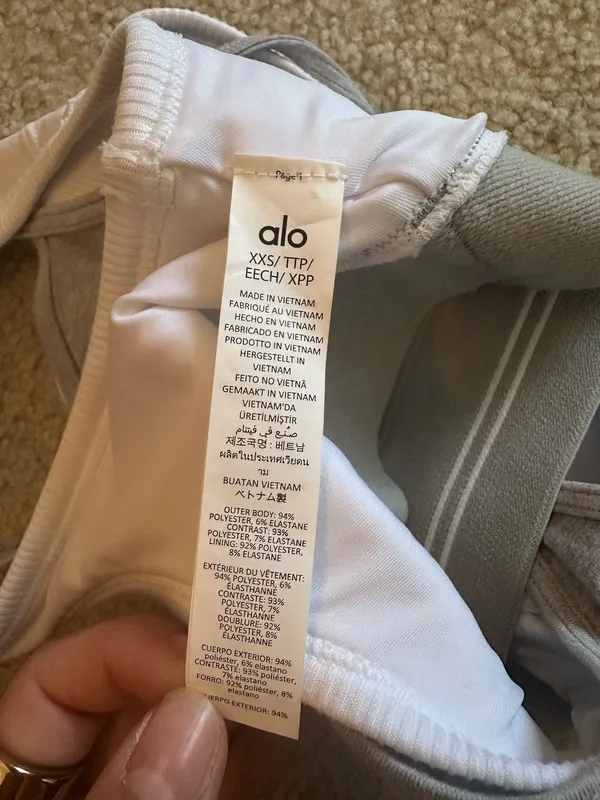 Alo Sports Bra Yoga - Image 3