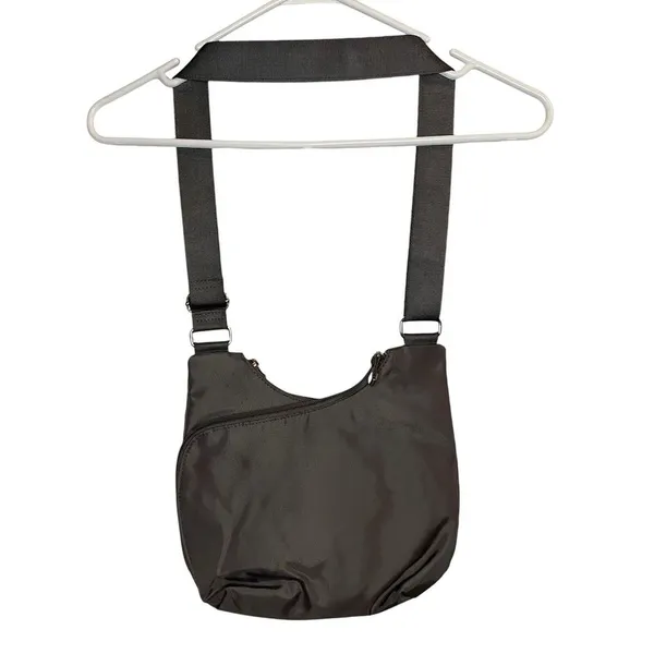 Baggallini Gray‎ Nylon Crossbody Zip Travel Purse Woman Cross Over Lightweight - Image 6