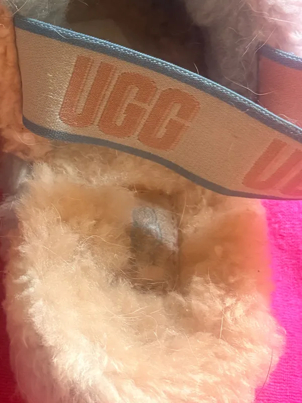 UGG Fluff Yeah Slide Cali Collage "Cotton Candy" color-way preloved- flaws - Image 9