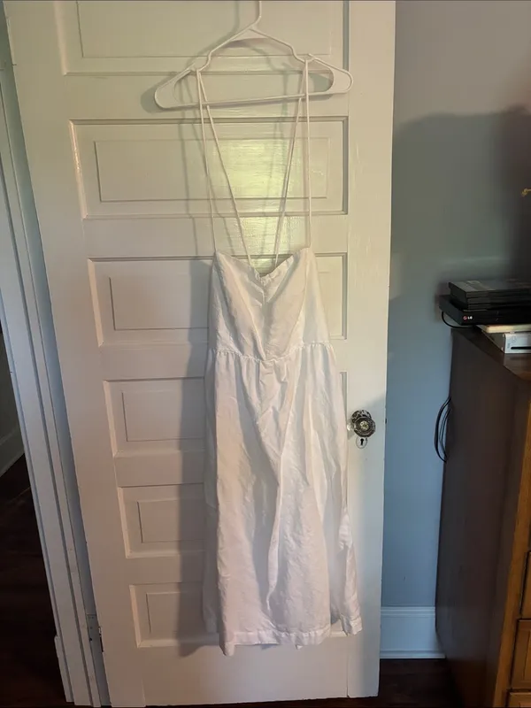 Women’s White Linen Blend Beach Dress - Image 3