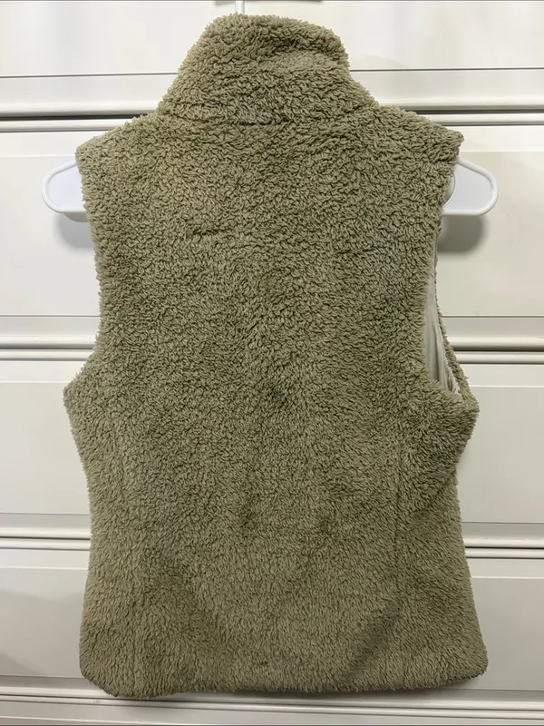 Patagonia Women’s Sherpa Vest - Image 4