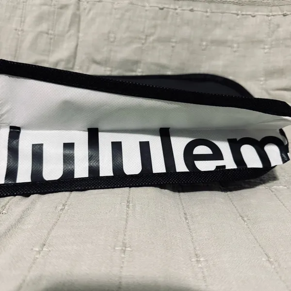 Lululemon Athletica Reusable Monochrome Tote‎ - Image 6