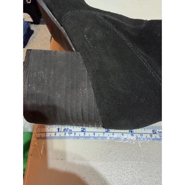 Blondo Alida Boot Size 7 Black Suede Waterproof Ankle Bootie Minimalist Timeless - Image 12