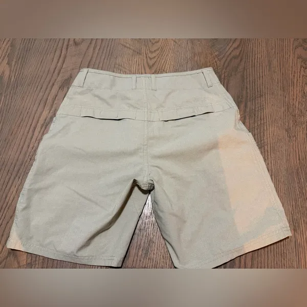 AFTCO Women's Tan Cargo Shorts Size 28 - Image 2