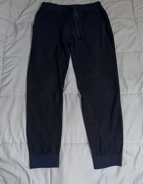Lululemon Men’s ABC Jogger - Image 6