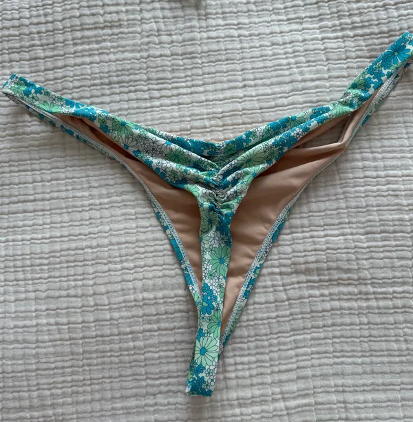 Cotton On Floral ‘Body’ Bikini Set - Image 3