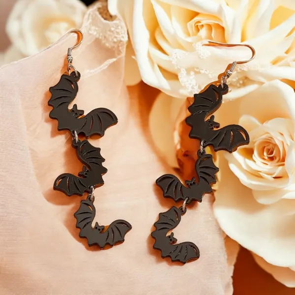 Cute‎ 3 Black Bat Design Long Dangle Earrings Cute Party Style Acrylic Halloween - Image 8