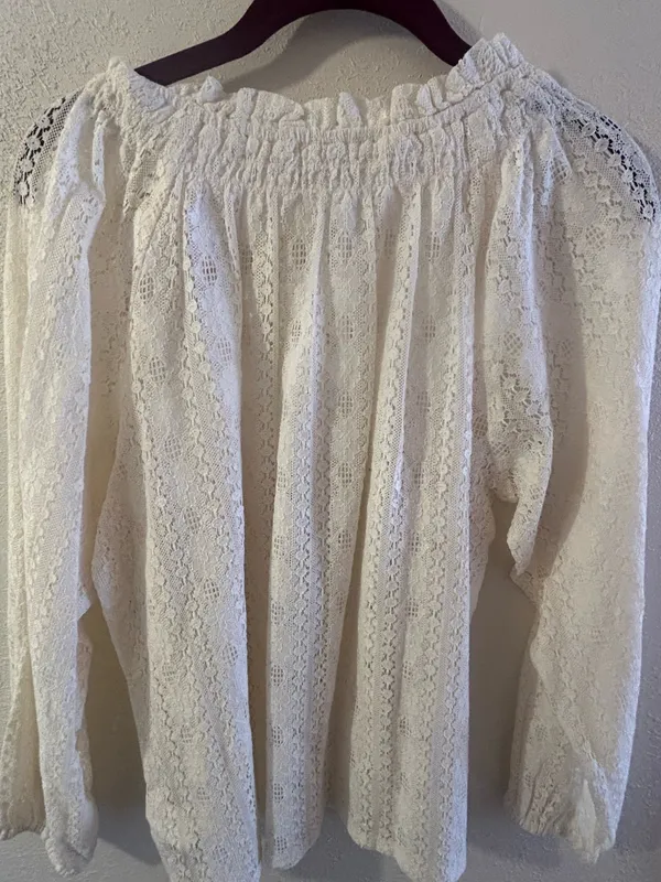 Old Navy Blouse - Image 7