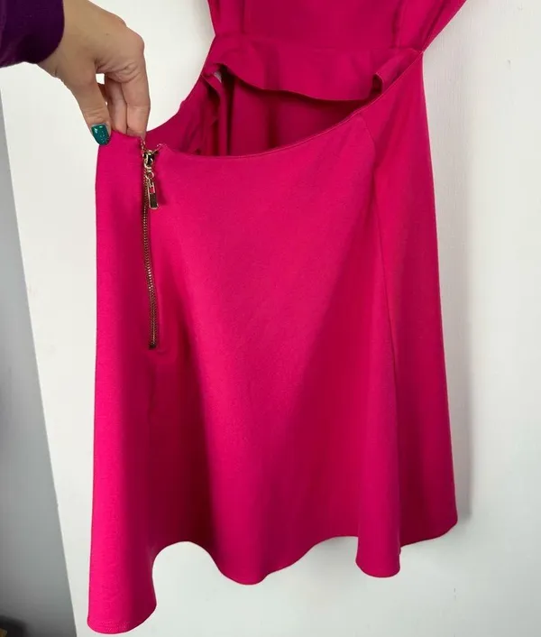 Revolve NBD X NAVEN Bright Barbie Pink Boned Bodice V Cut Mini Dress Sz Medium - Image 12