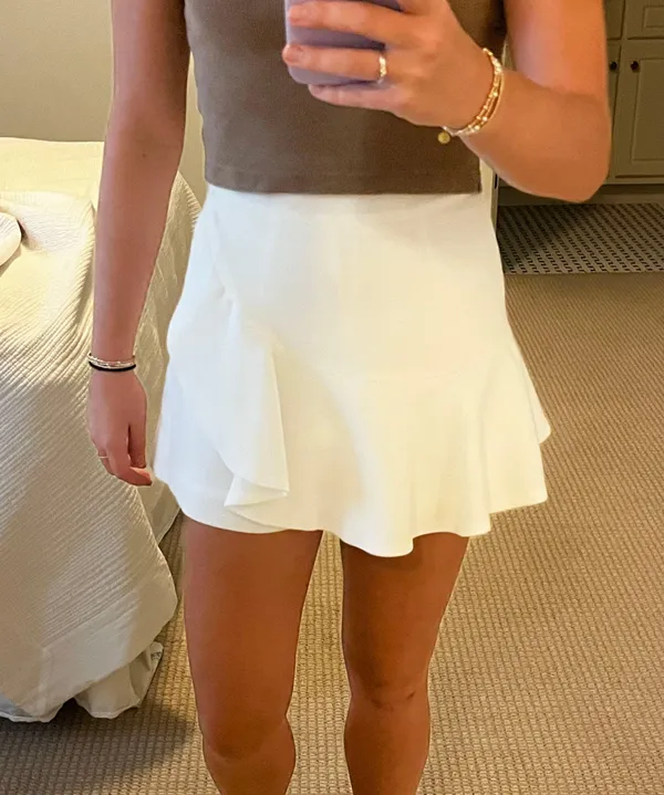 DO+BE White Skirt - Image 3
