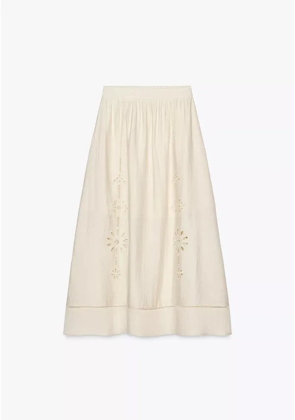 ZARA Embroidered Eyelet Set - Image 3