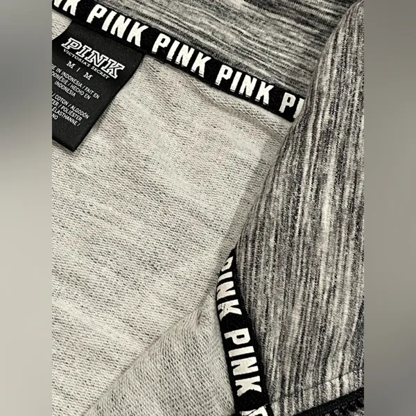 Victoria's Secret Pink and Black Logo Detail - Image 9