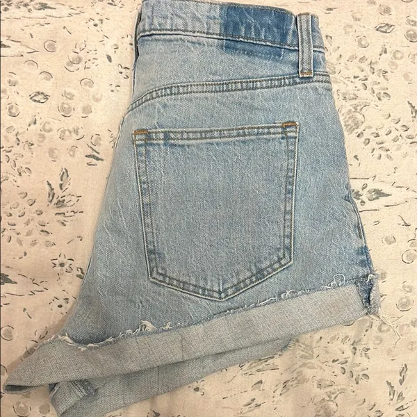 Abercrombie & Fitch Light Wash Denim Rolled Hem Shorts - Image 2