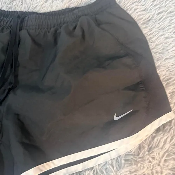Nike Women's Black and Grey Shorts - Image 2