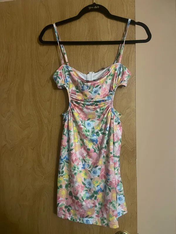 Beginning Boutique Floral Dress - Image 3