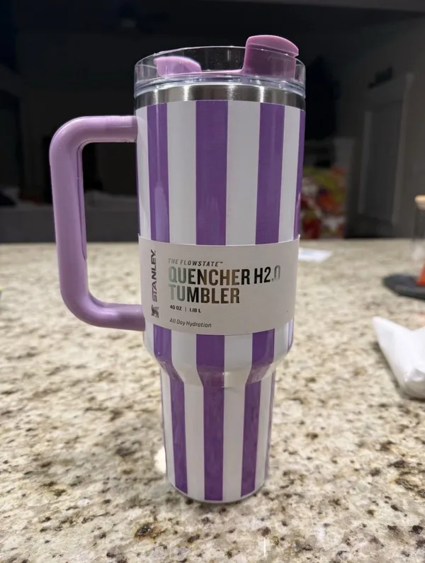 Stanley Tumbler The Quencher H2.0 Purple Striped With Handle Lid 40oz - Image 2