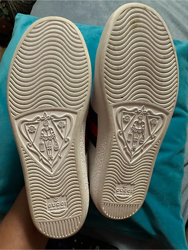 Gucci White Leather Sneakers with Red and Black Heel Tabs and Green-Red Web - Image 6