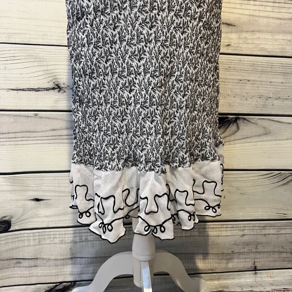 April Cornell Vintage 90s Black & White Patterned Ruffle Dress - Image 2