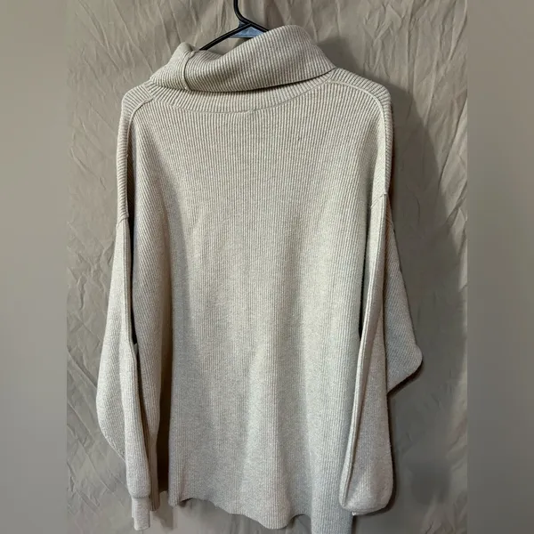 Free people sweater - Image 4
