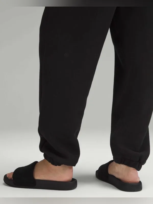 Lululemon Scuba Mid-Rise Oversized Jogger black size small - Image 4