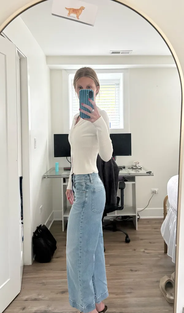 Gap Jeans - Image 2