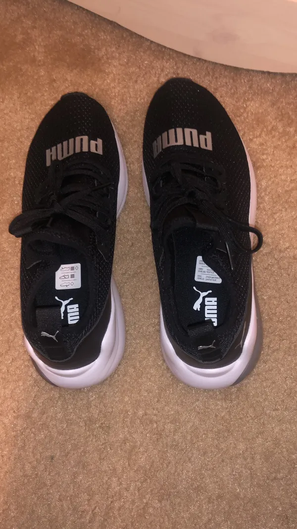 Sneaker Size 8 - Image 4