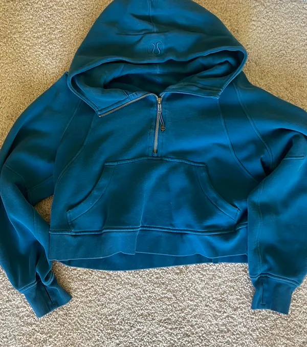 Lululemon Scuba Hoodie - Image 4