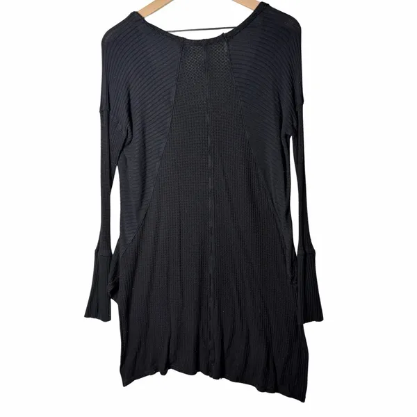 We The Free Free People Black Tunic Top Waffle Knit Thermal Long Sleeve size L - Image 2