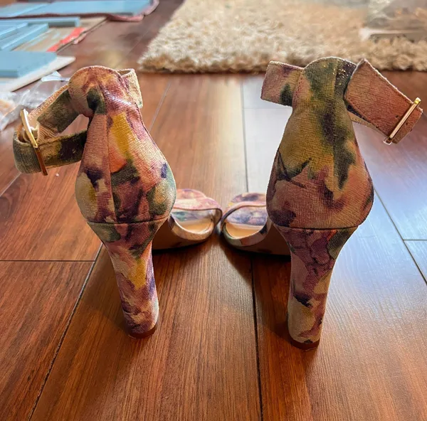 Shoes - Image 4