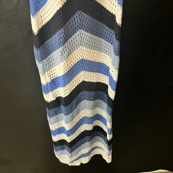 Young Fabulous & Broke White And Blue‎ Chevron Open Knit Maxi Dress Size Medium - Image 5