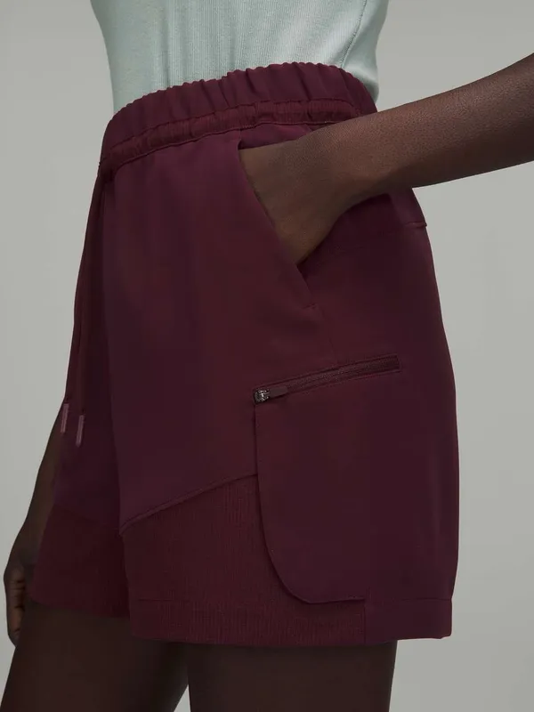Lululemon Relaxed High-Rise Cargo Short 4.5"‎ Size 4 Cassis - Image 7