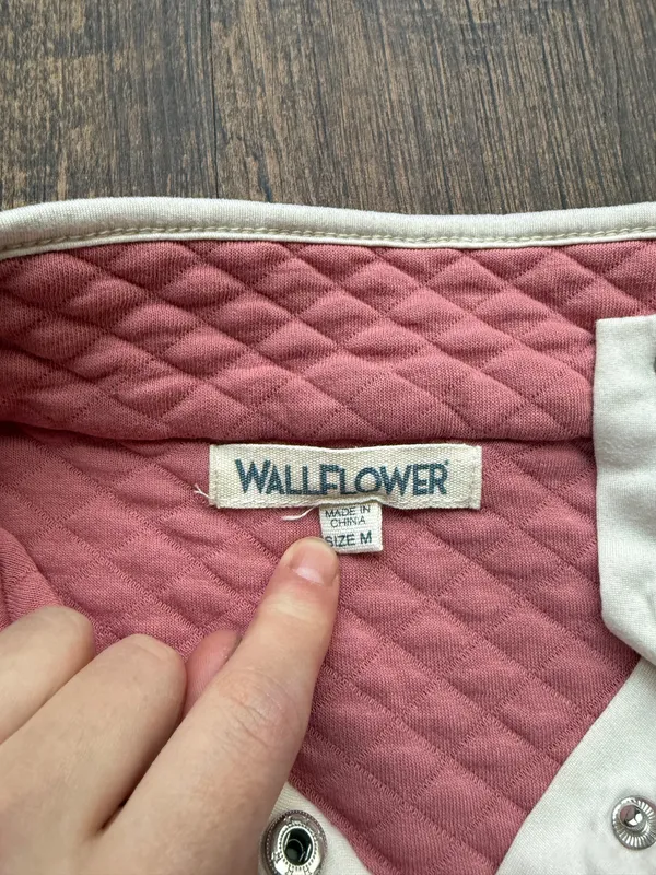 Women’s Pink Quilted Wallflower T Snap Waffle Pullover Sweatshirt - Size M - Image 7