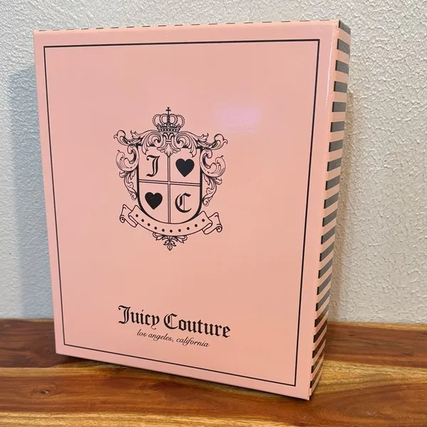 Juicy Couture Beanie Scarf Set Cream Ivory Winter Knit Pom Pom Gift Box Y2K - Image 5