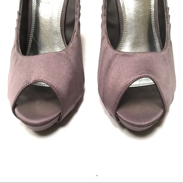 Lulu Townsend Daffodil peep toe heels 8.5 W‎ - Image 6