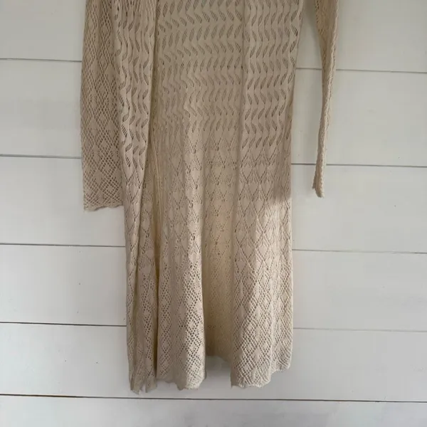 Gypsy Warrior Women’s Small Cream Crochet Hooded Long Line Cardigan - Image 2