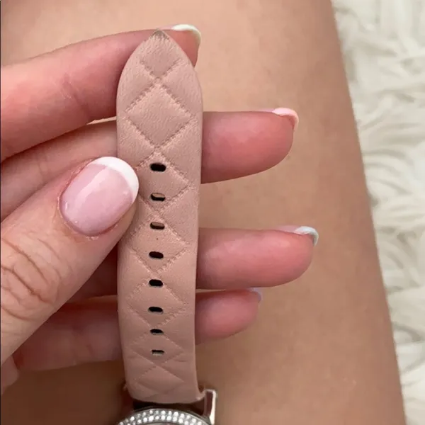 MOVING SALE! Blush pink and silver Michael Kors watch - Image 7