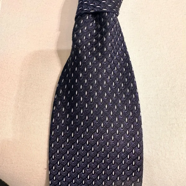 Jos.A.Bank Silk Tie Men's Necktie Executive Collection Blue Navy Geometric - Image 8