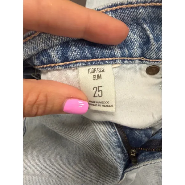 BDG Urban Outfitters Light Wash High Rise Slim Jeans‎ - Size 25 - Image 4