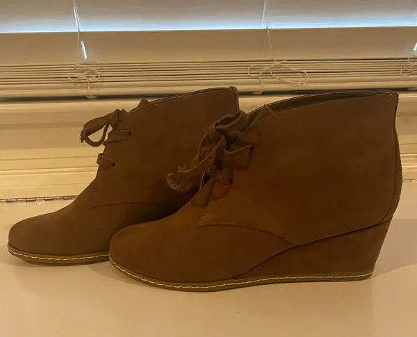 DV by Dolce Vita Suede Wedge Booties - Image 7